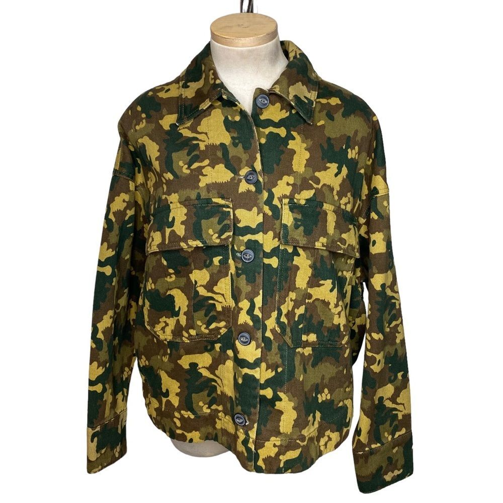 Zara Women’s Camo Jacket